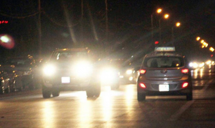 Mức phạt ô tô bấm còi, rú ga liên tục trong khu đông dân cư